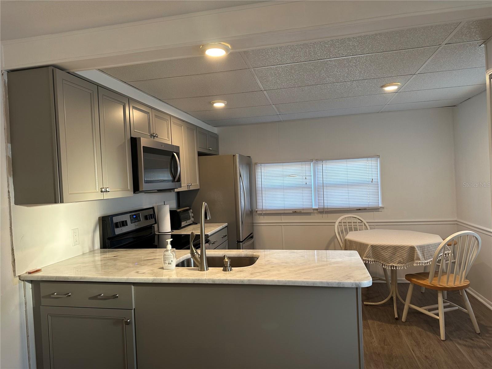 Image 8 of 47 For 5409 Holiday Park Boulevard