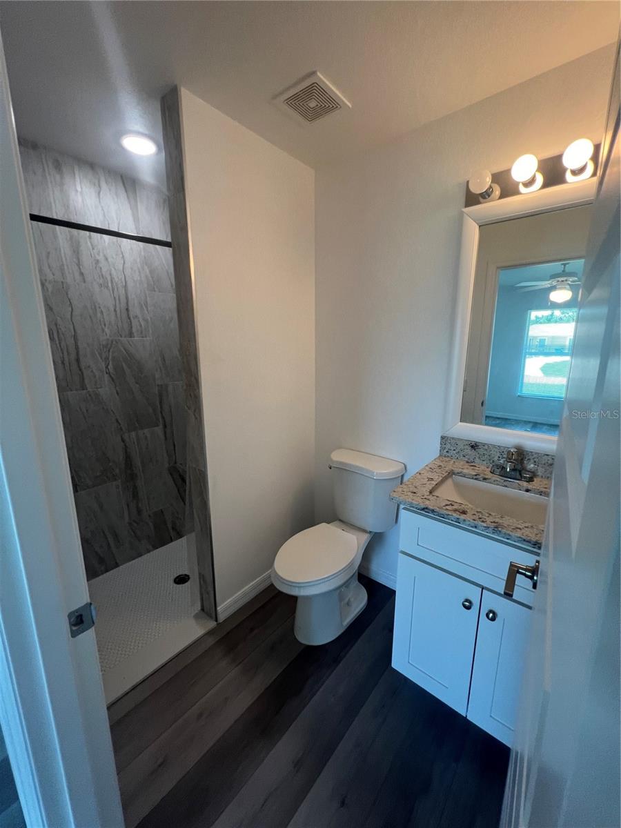 Image 8 of 8 For 68 Evergreen Street