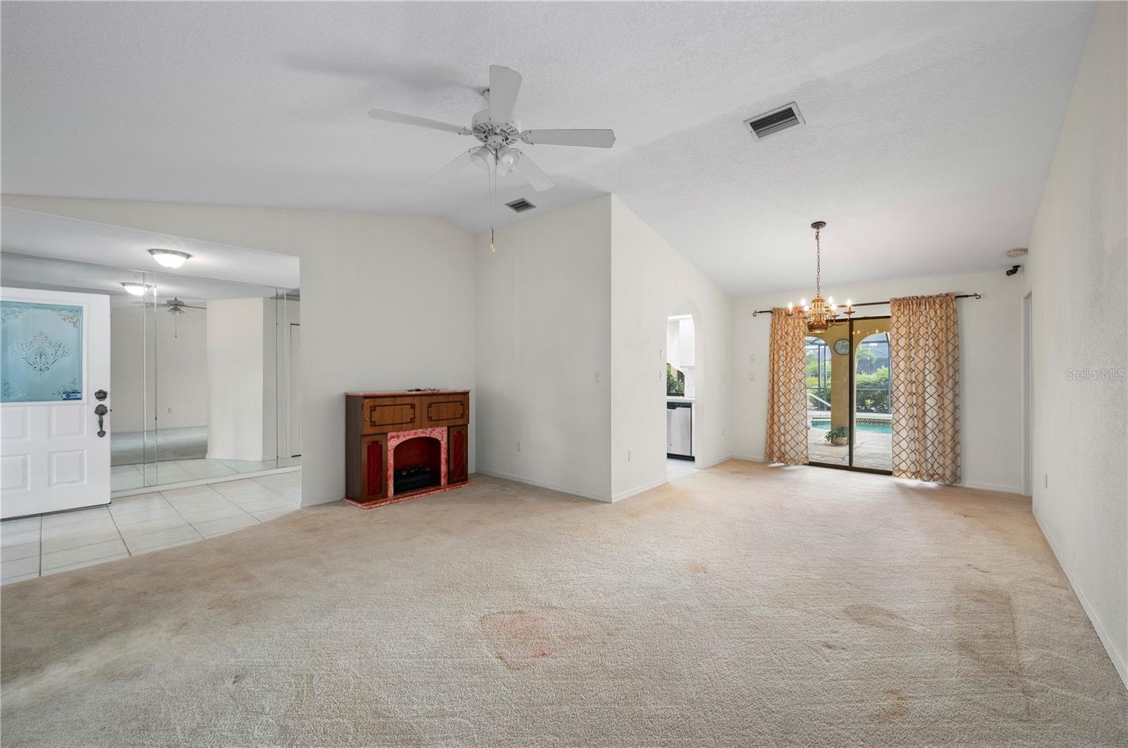 Image 10 of 47 For 26151 Constantine Road