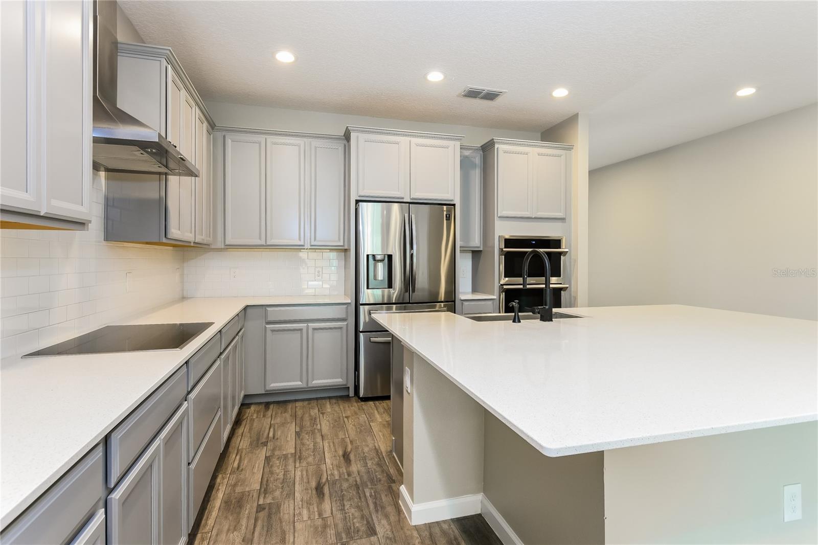 Image 5 of 15 For 1073 Hendon Loop