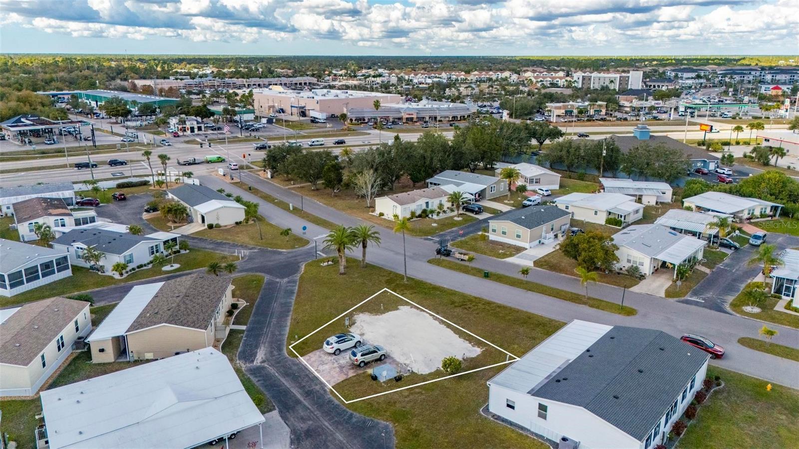 Image 5 of 26 For 1000 Kings Highway 230