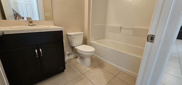 Image 28 of 37 For 7401 Lenox Circle