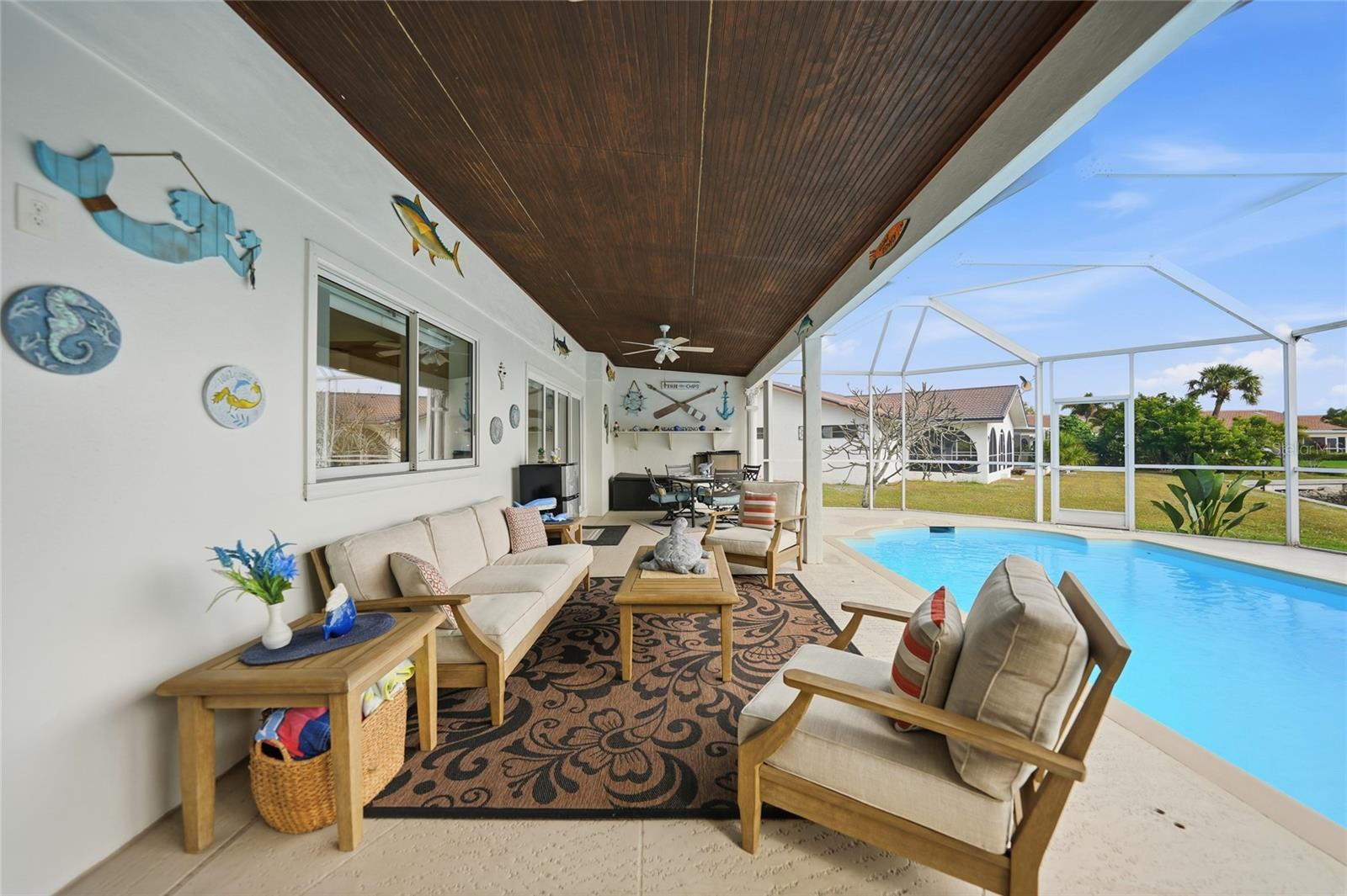 Image 30 of 39 For 200 Venezia Court