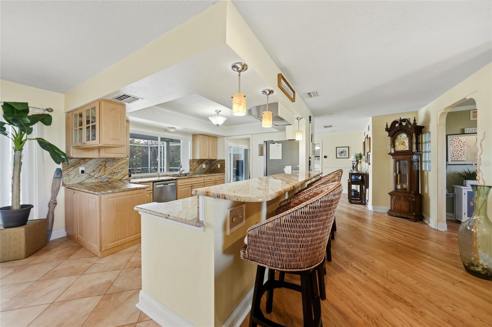 Image 8 of 39 For 200 Venezia Court