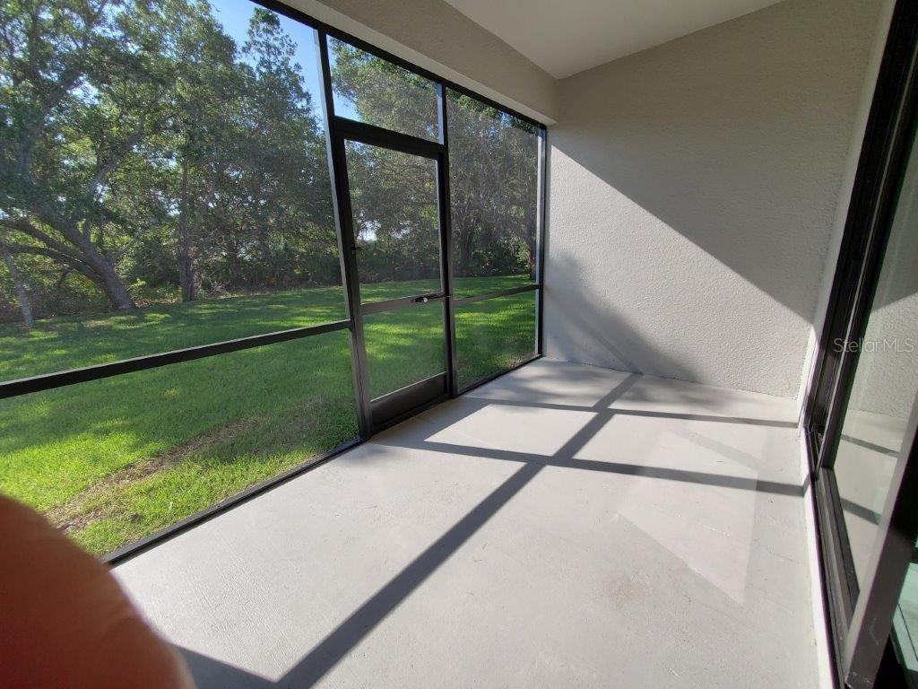 Image 8 of 18 For 1222 San Cristobal Avenue