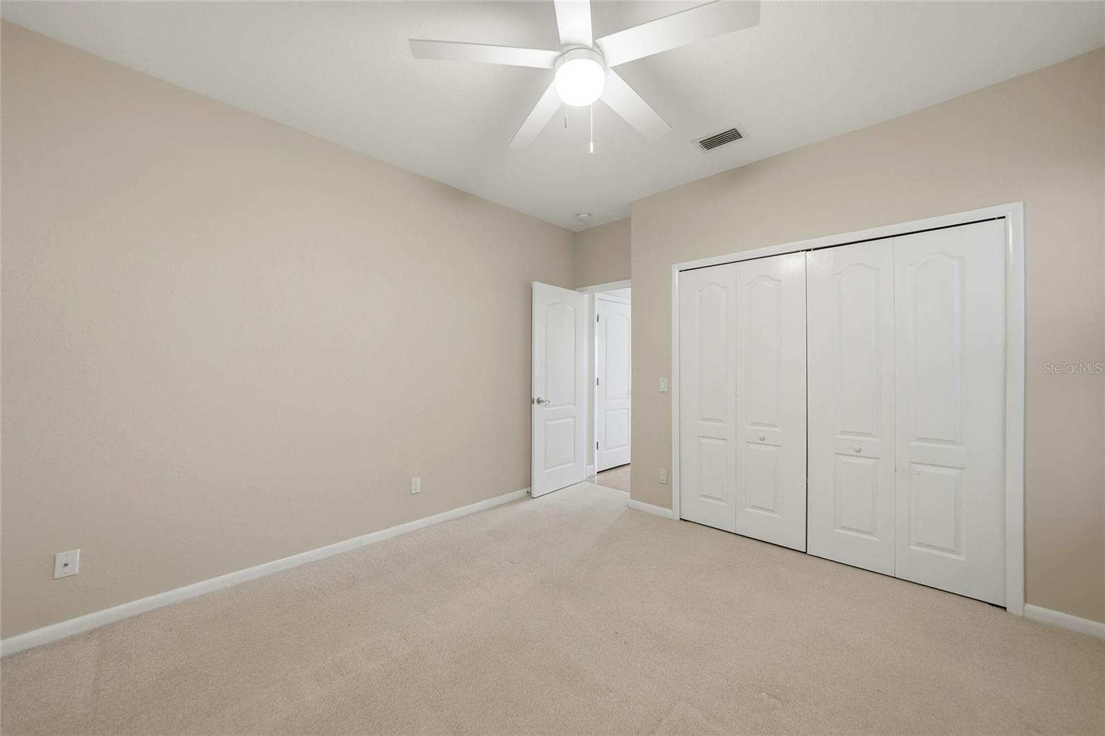 Image 23 of 35 For 402 Madrid Boulevard