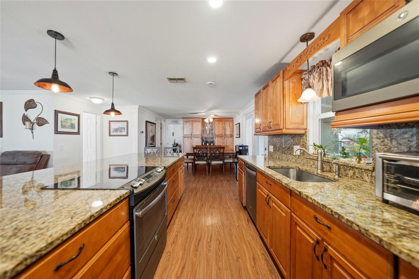 Image 15 of 32 For 19 Del Prado Drive