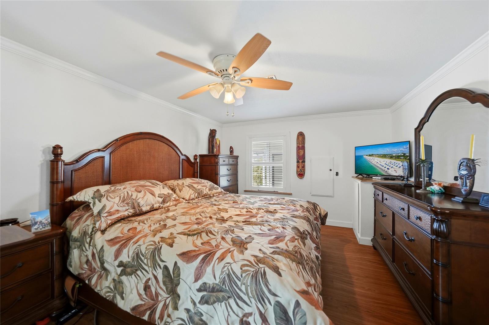 Image 18 of 32 For 19 Del Prado Drive