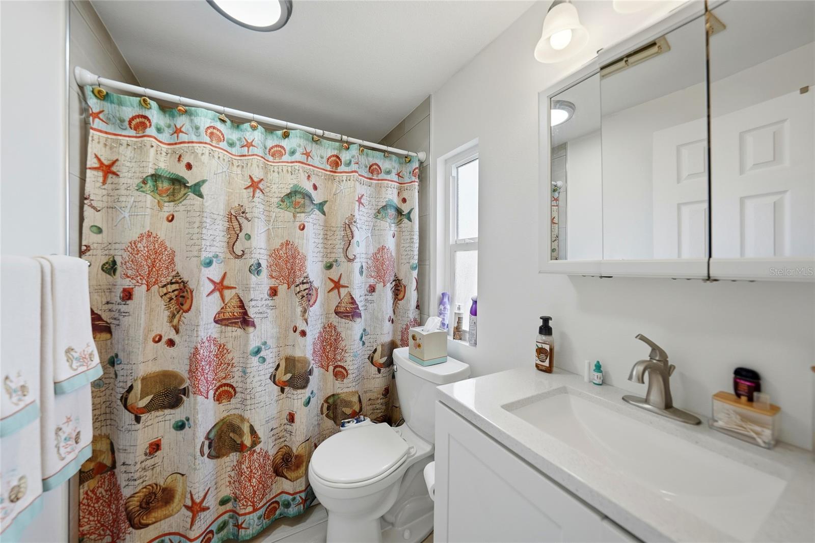 Image 20 of 32 For 19 Del Prado Drive