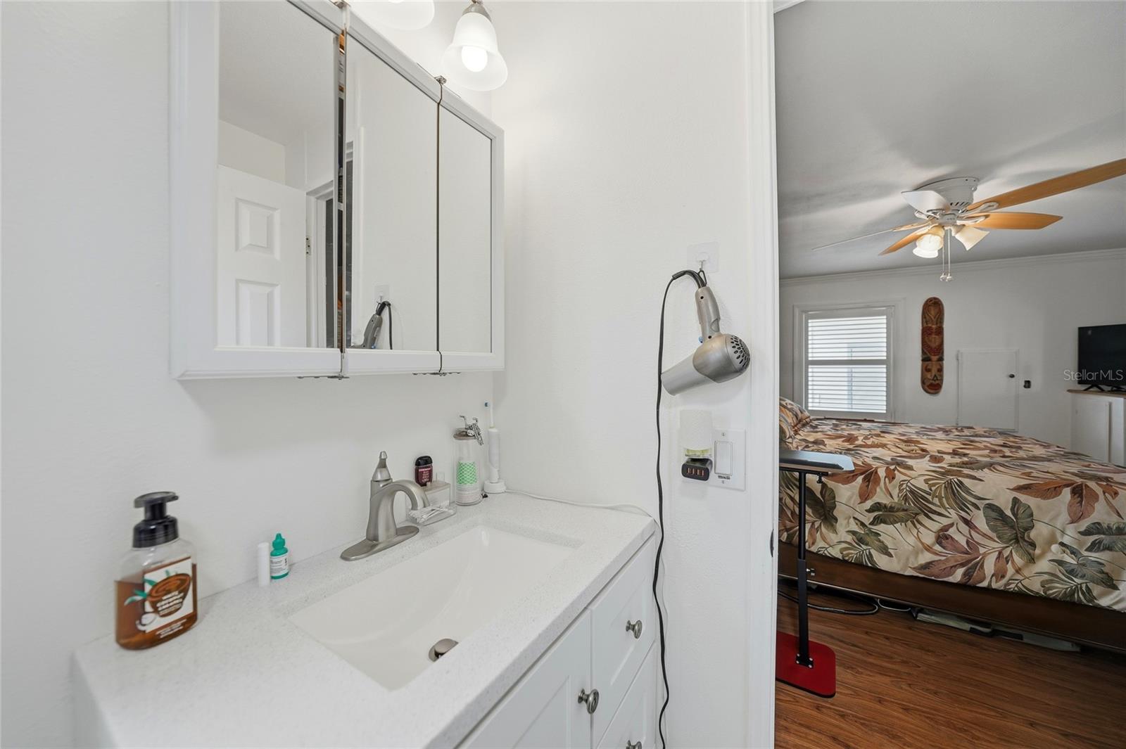 Image 21 of 32 For 19 Del Prado Drive