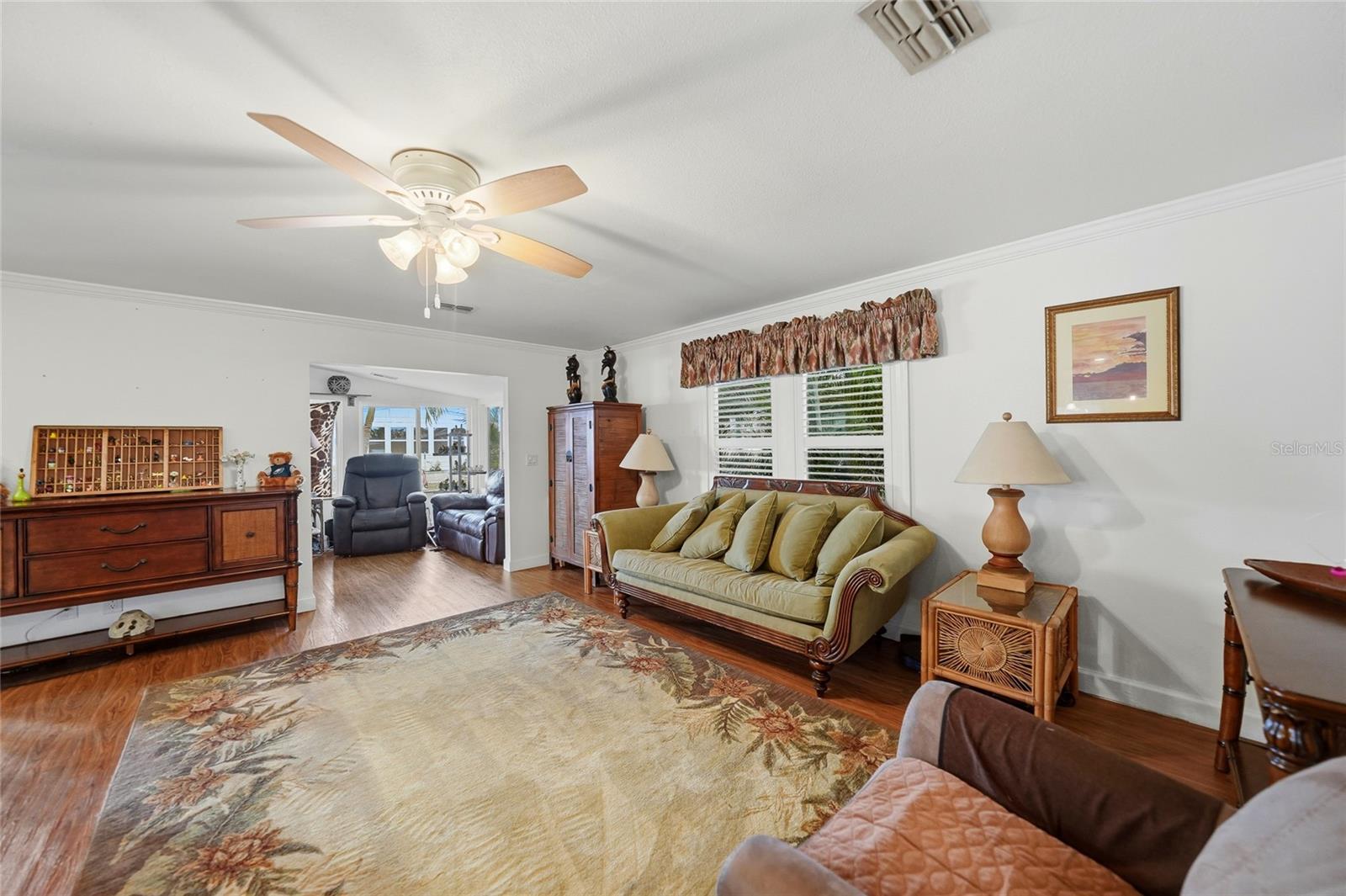 Image 8 of 32 For 19 Del Prado Drive