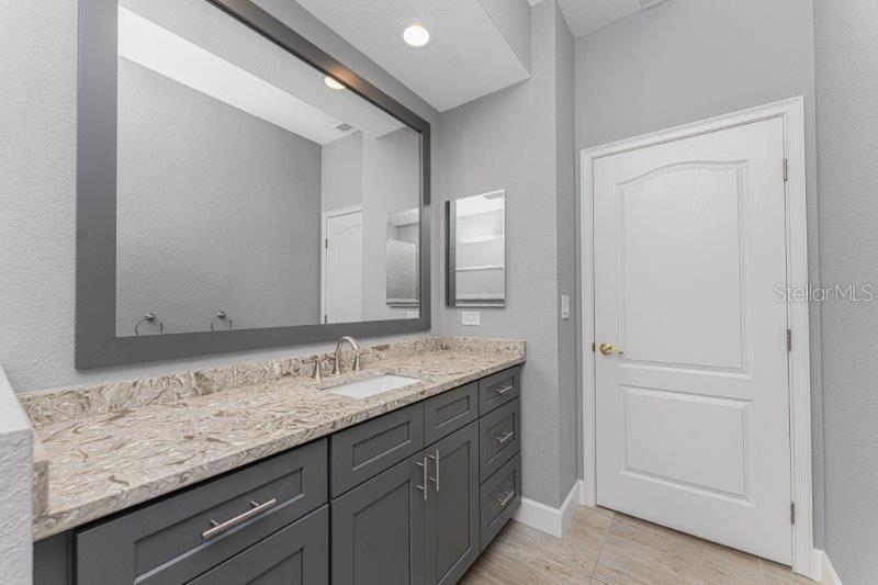 Image 22 of 31 For 1030 Via Formia