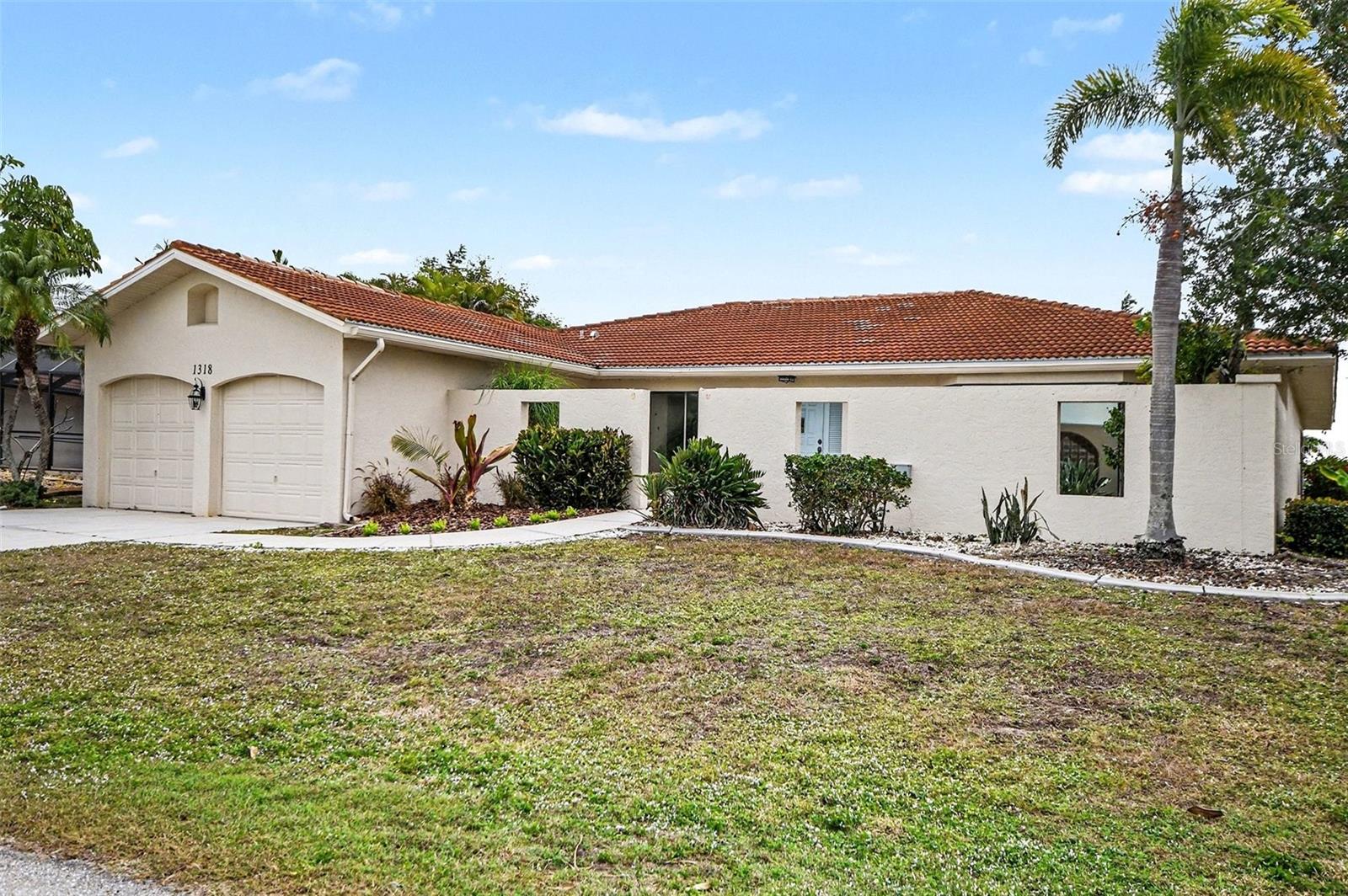 Image 3 of 35 For 1318 San Mateo Drive