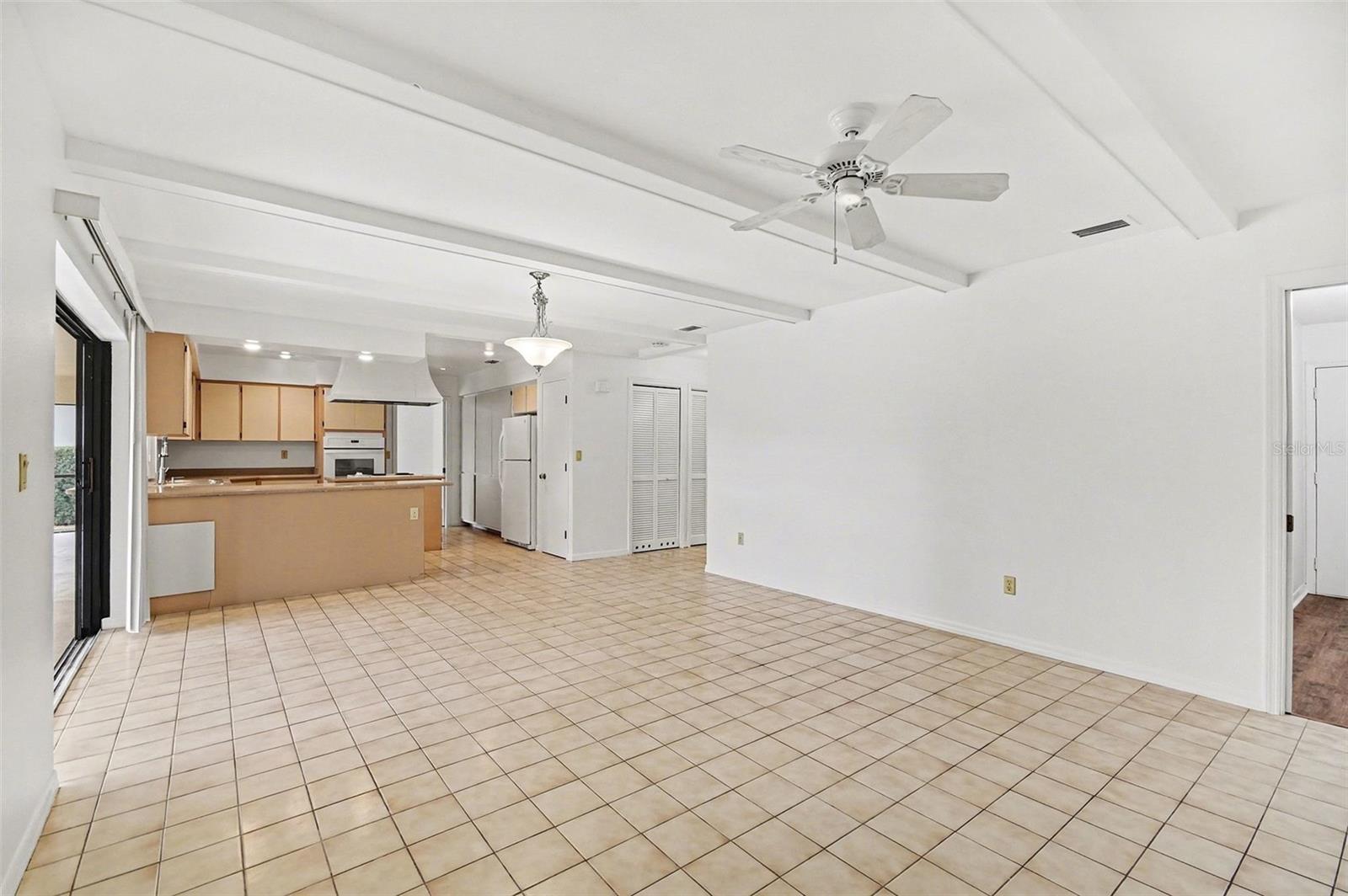 Image 5 of 35 For 1318 San Mateo Drive