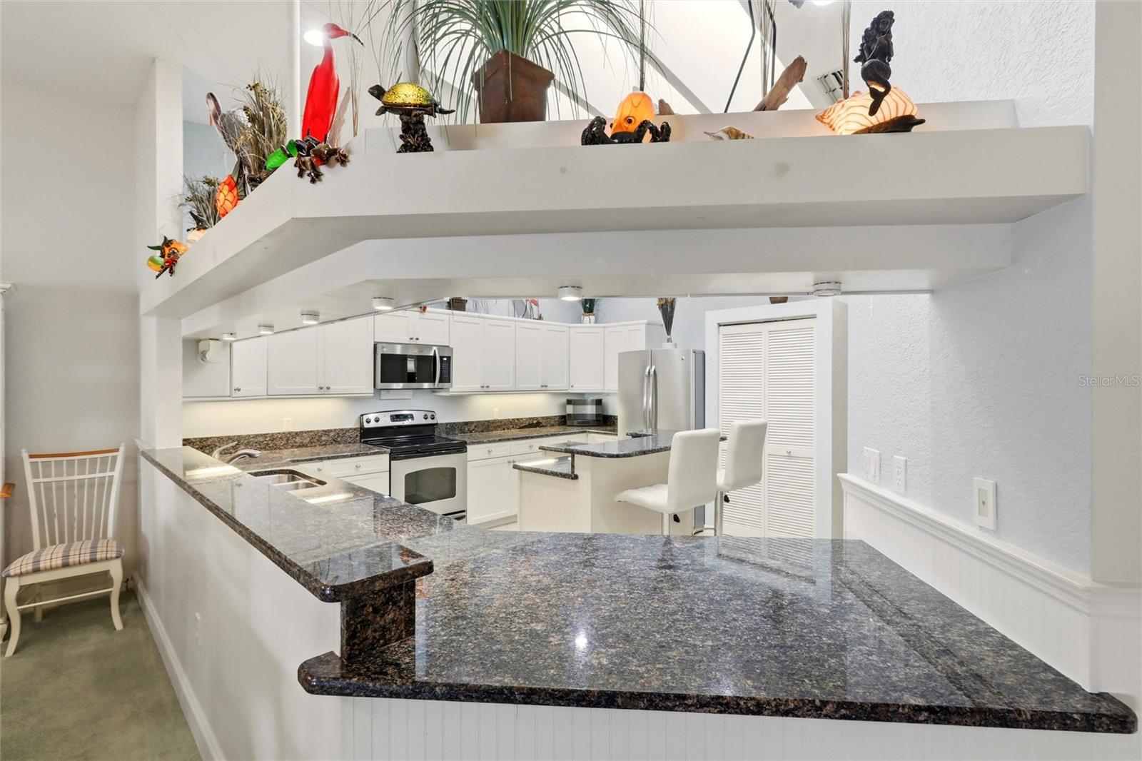 Listing photo id 8 for 1780 Deborah Drive 22