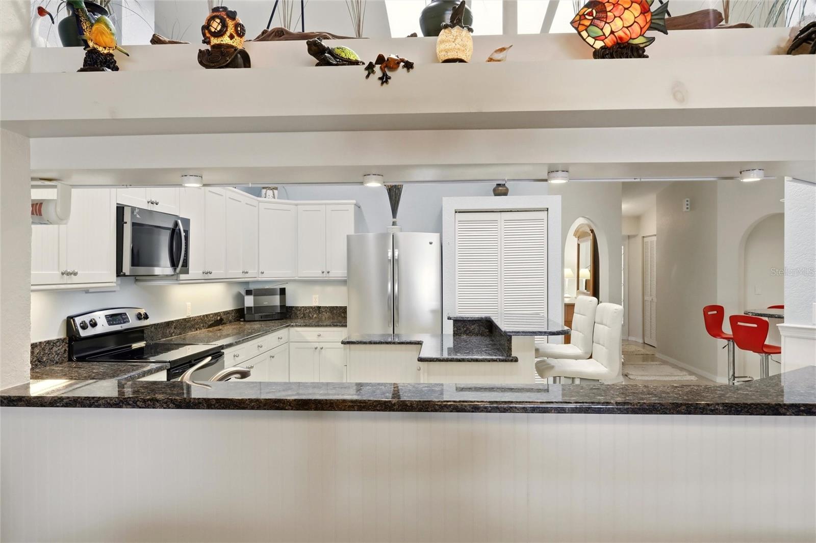 Listing photo id 9 for 1780 Deborah Drive 22