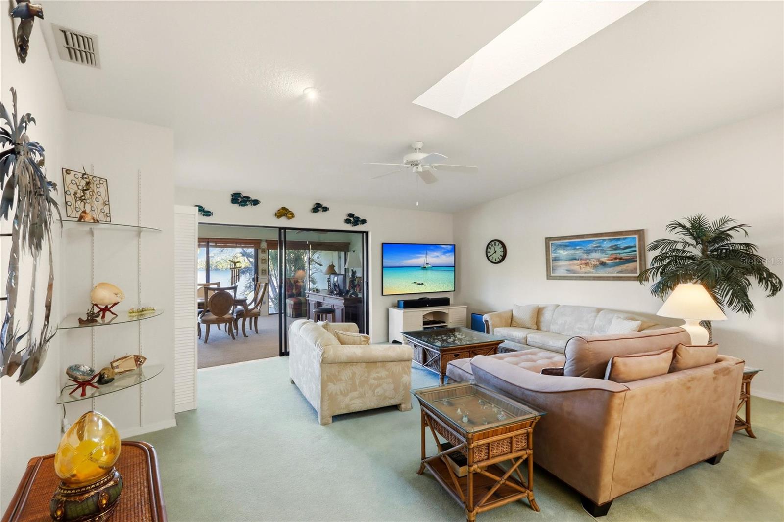 Listing photo id 22 for 1780 Deborah Drive 22