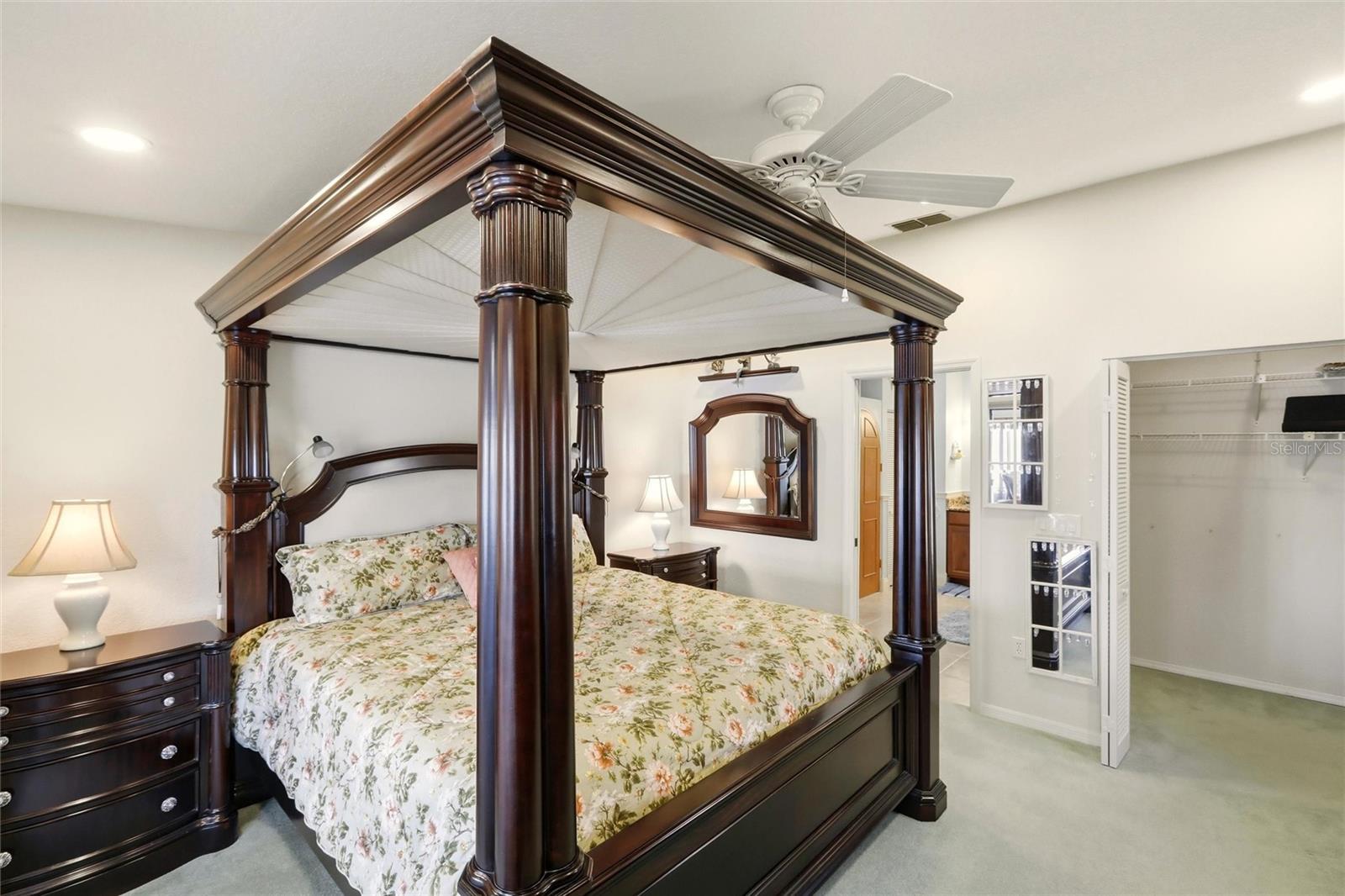 Listing photo id 36 for 1780 Deborah Drive 22