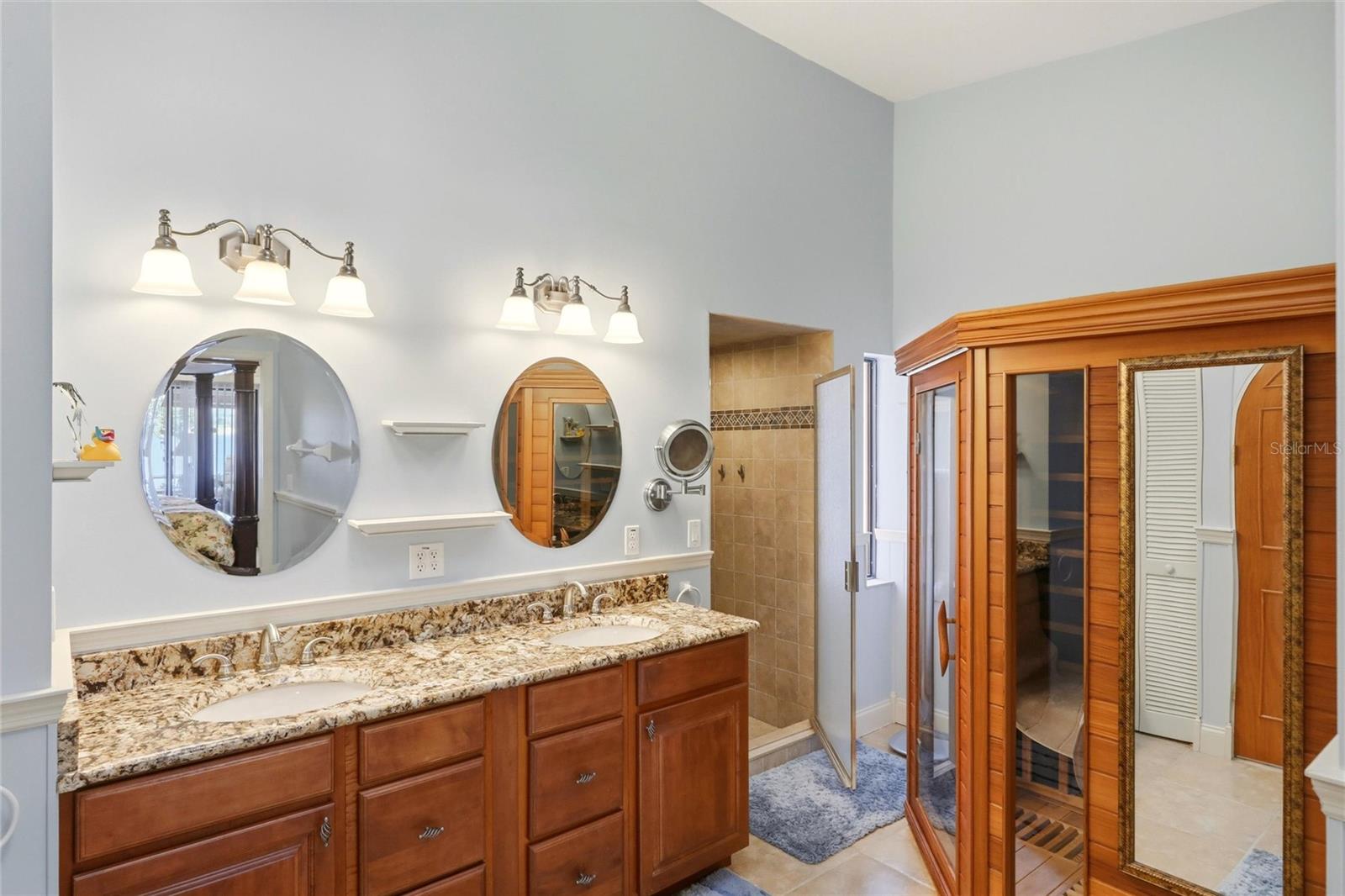 Listing photo id 40 for 1780 Deborah Drive 22