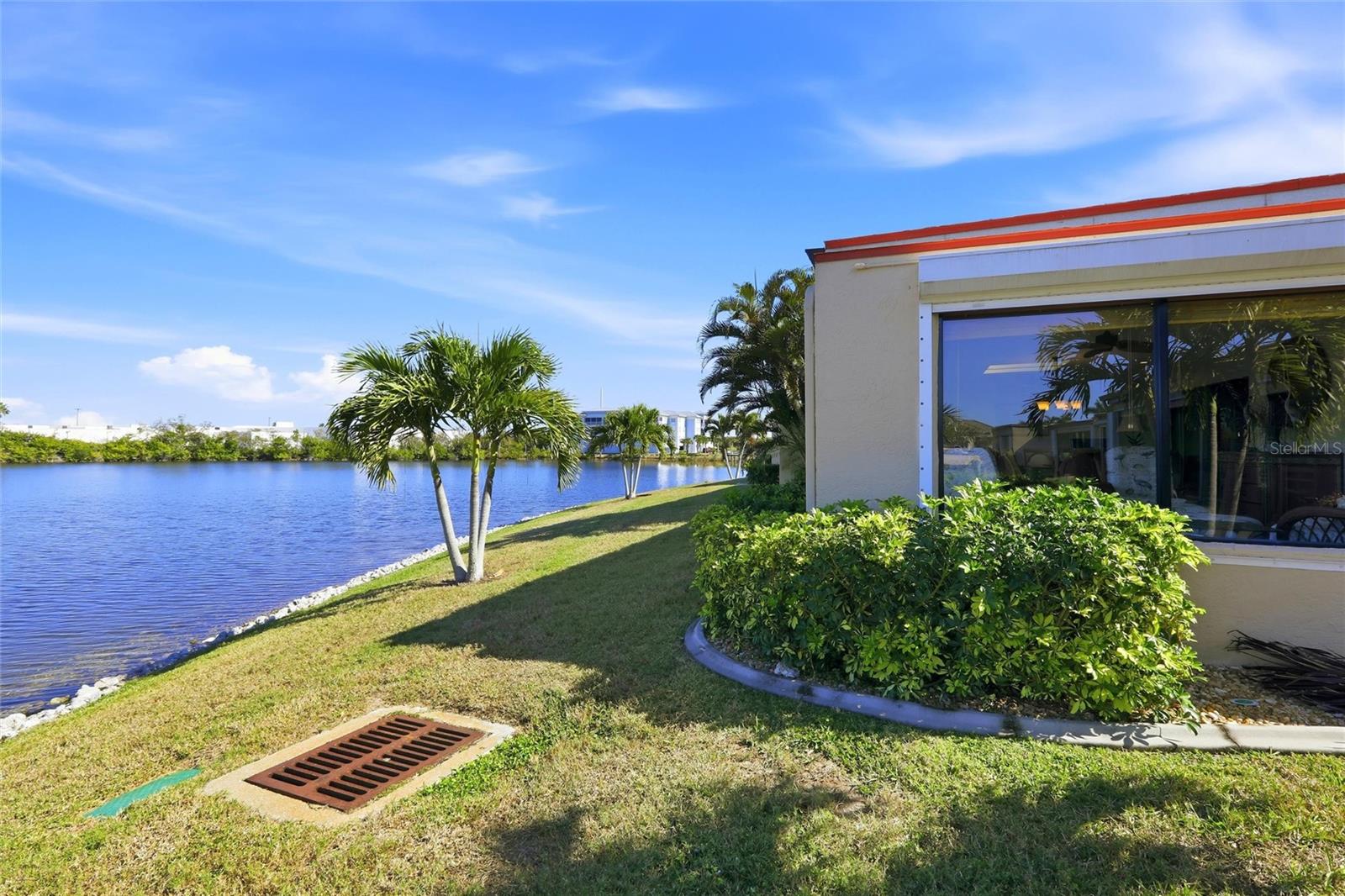 Listing photo id 60 for 1780 Deborah Drive 22