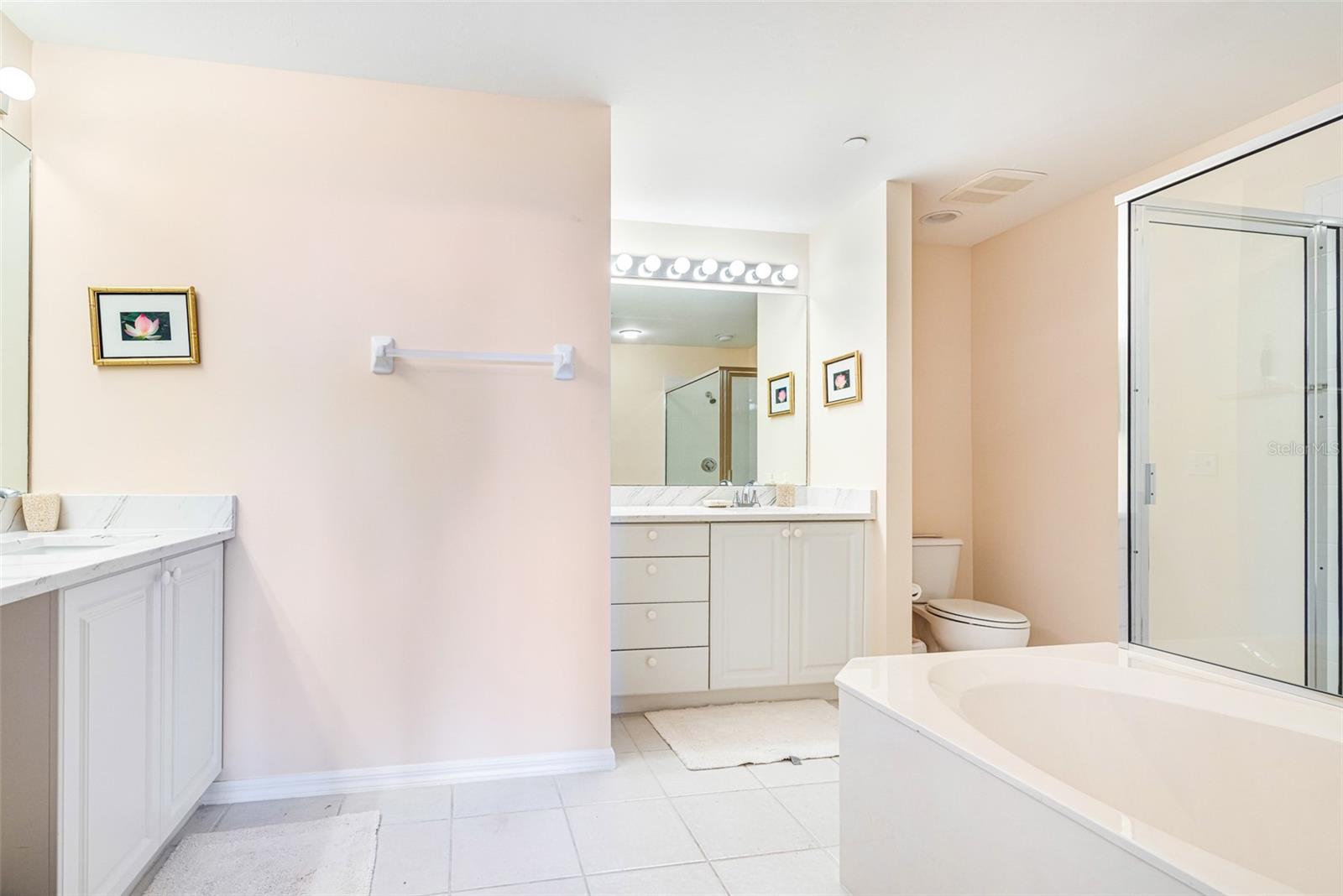 Image 30 of 49 For 14815 Laguna Drive 702