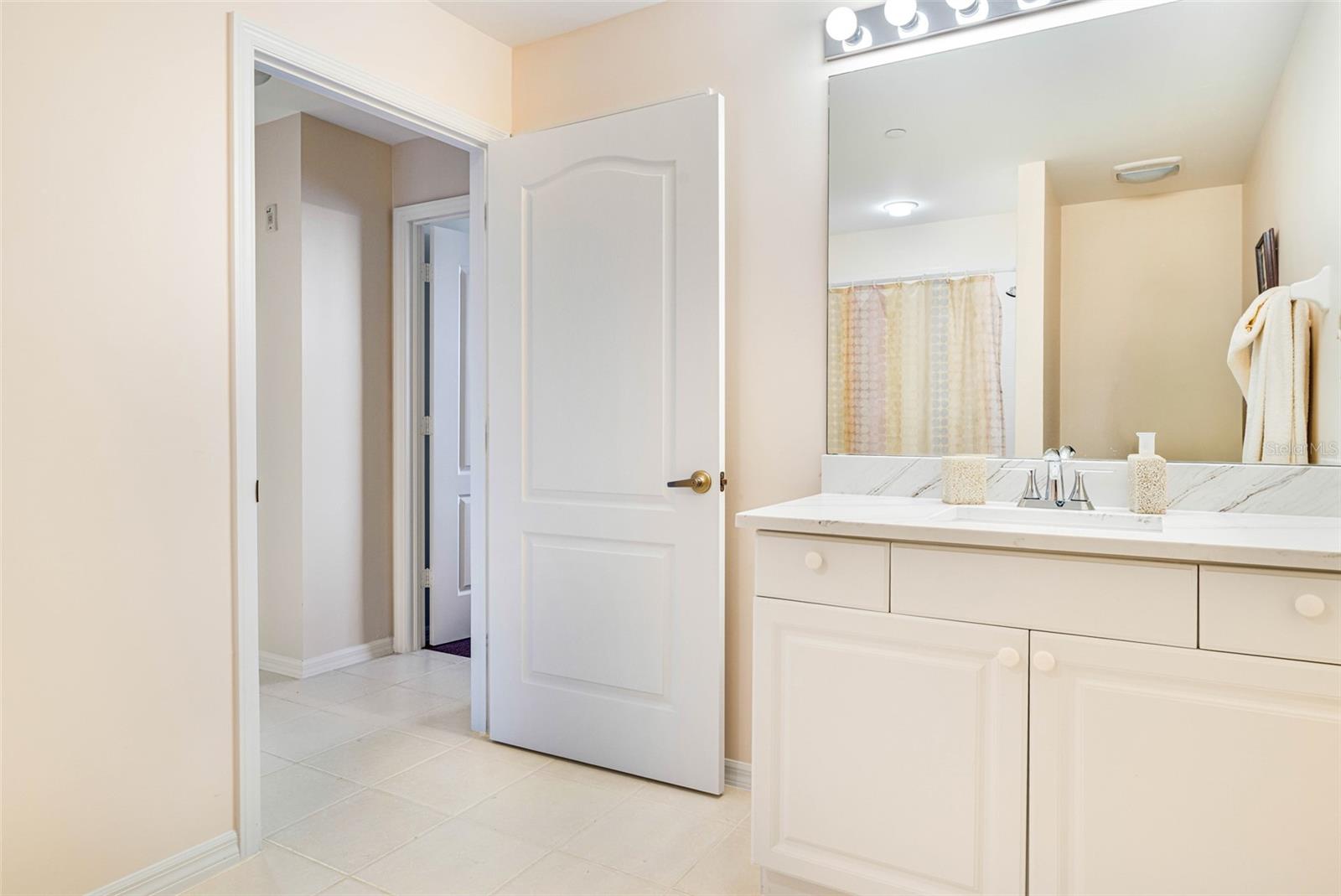 Image 35 of 49 For 14815 Laguna Drive 702