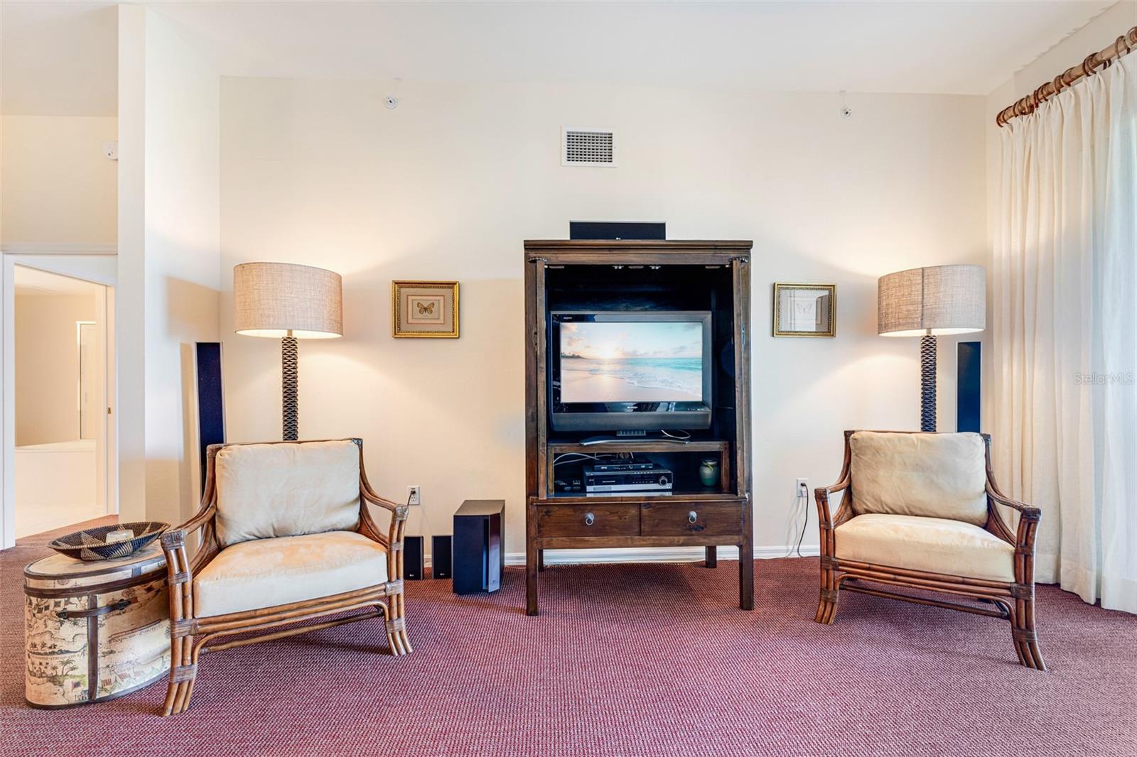 Image 7 of 49 For 14815 Laguna Drive 702