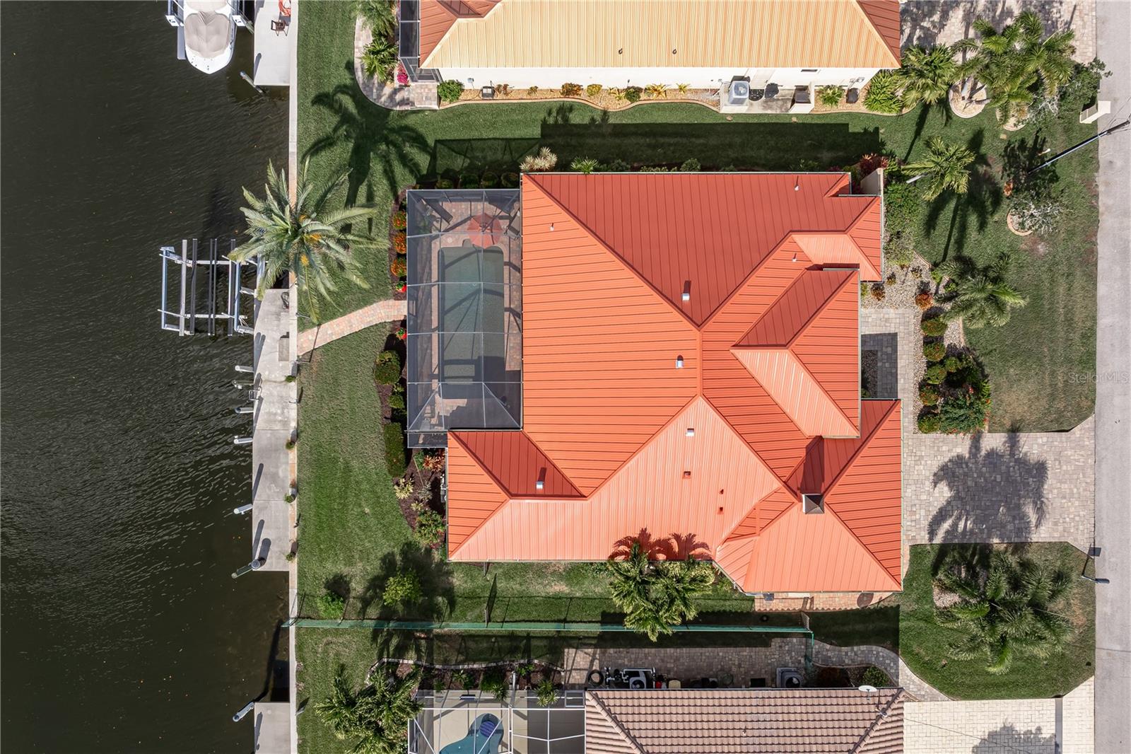 Image 14 of 59 For 2150 Palm Tree Drive