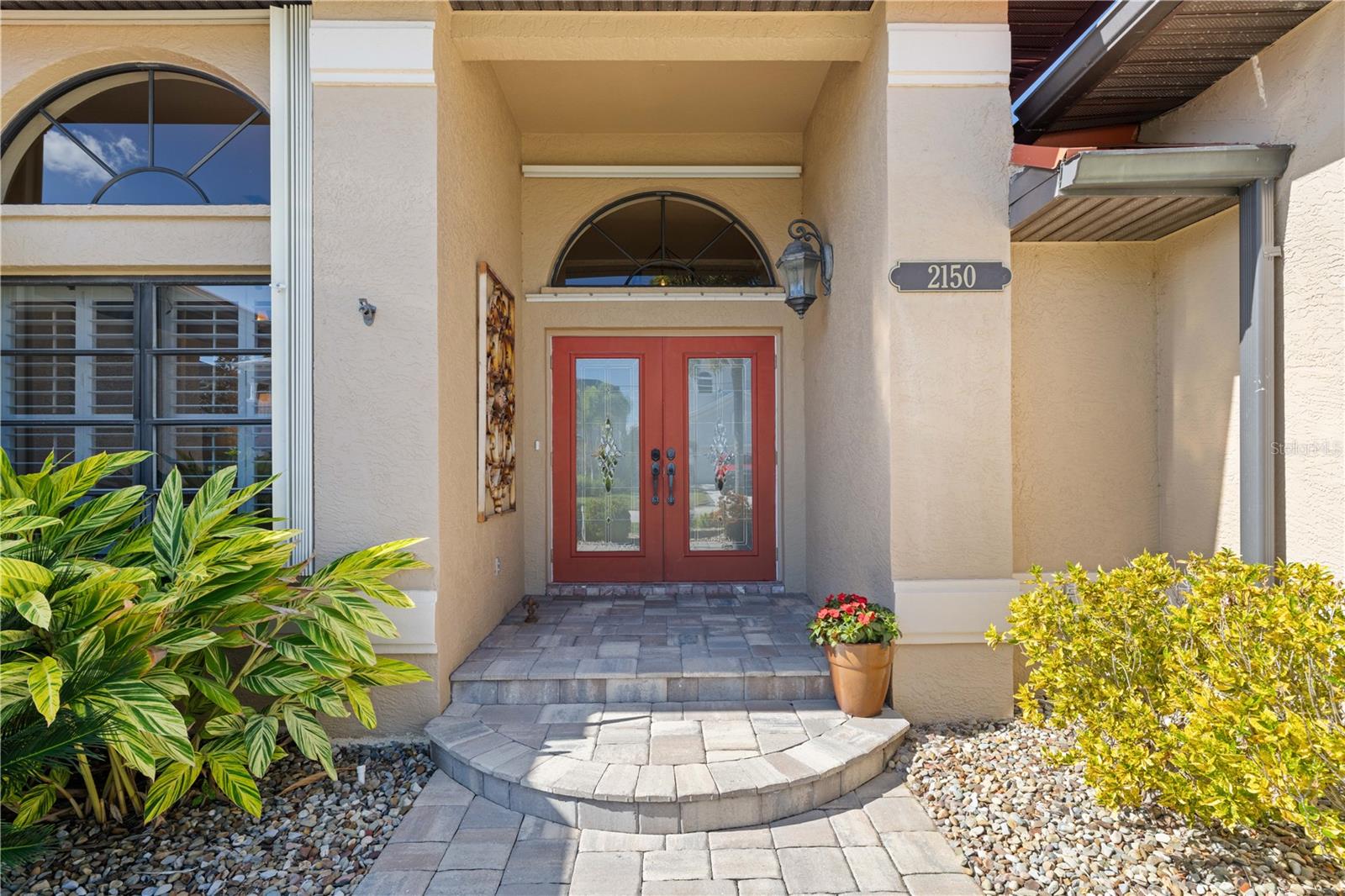 Image 17 of 59 For 2150 Palm Tree Drive