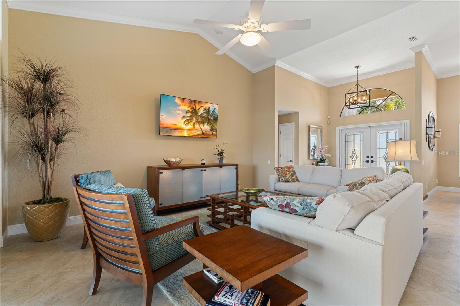 Image 21 of 59 For 2150 Palm Tree Drive