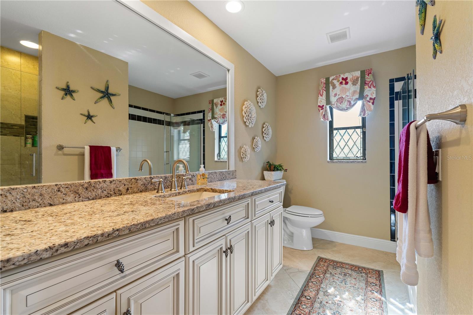 Image 38 of 59 For 2150 Palm Tree Drive