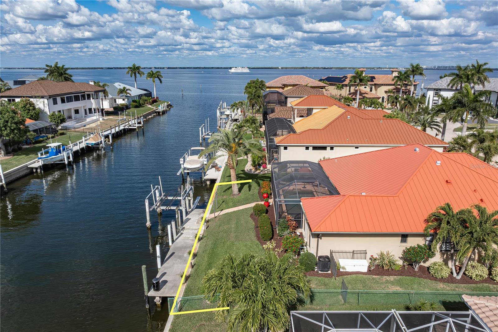 Image 4 of 59 For 2150 Palm Tree Drive