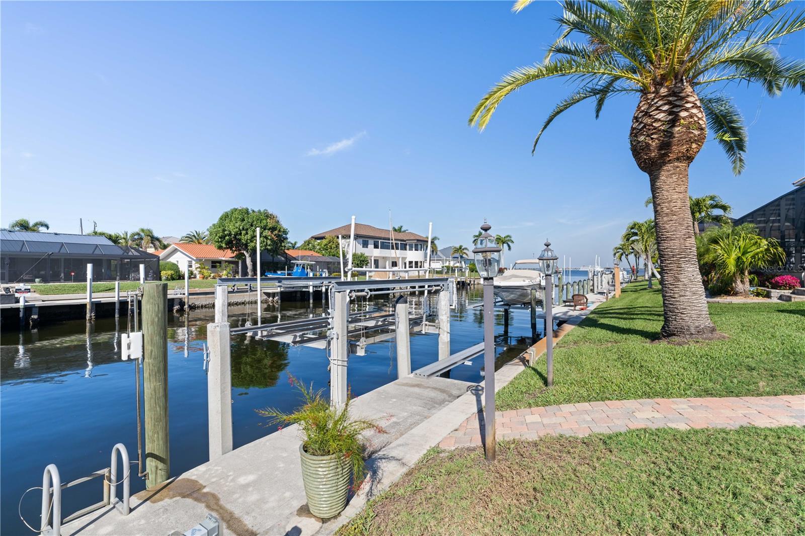 Image 52 of 59 For 2150 Palm Tree Drive