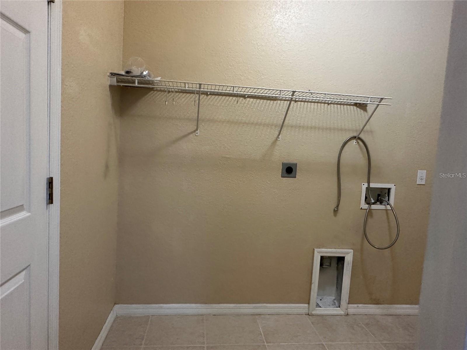 Image 11 of 23 For 2761 Shady Avenue