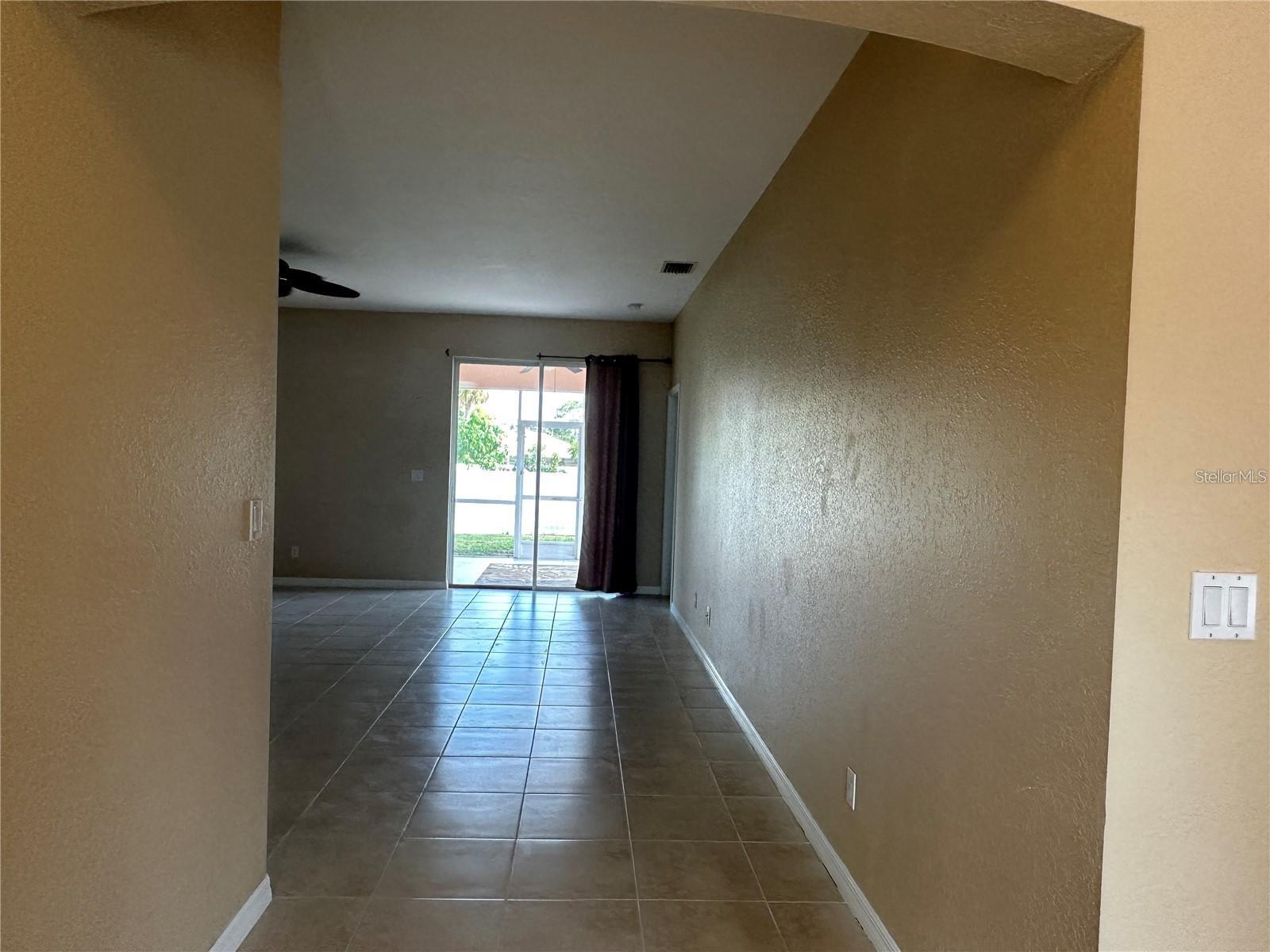 Image 5 of 23 For 2761 Shady Avenue