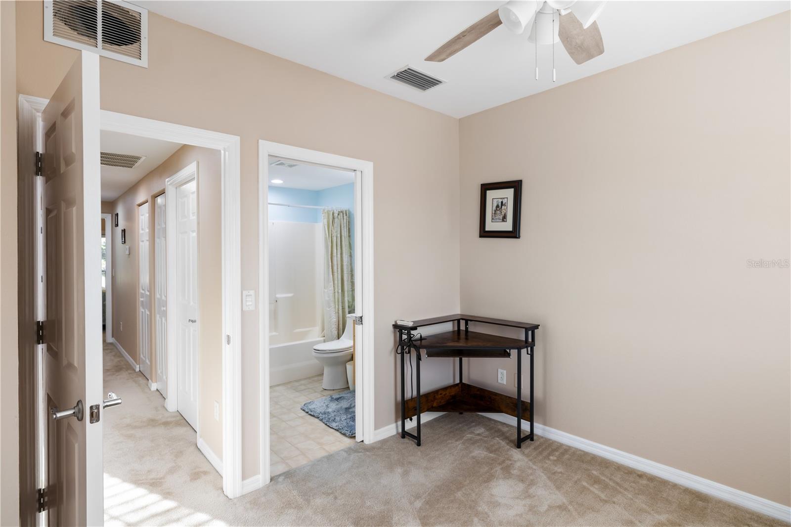 Image 21 of 36 For 1216 Rio De Janeiro Avenue 312