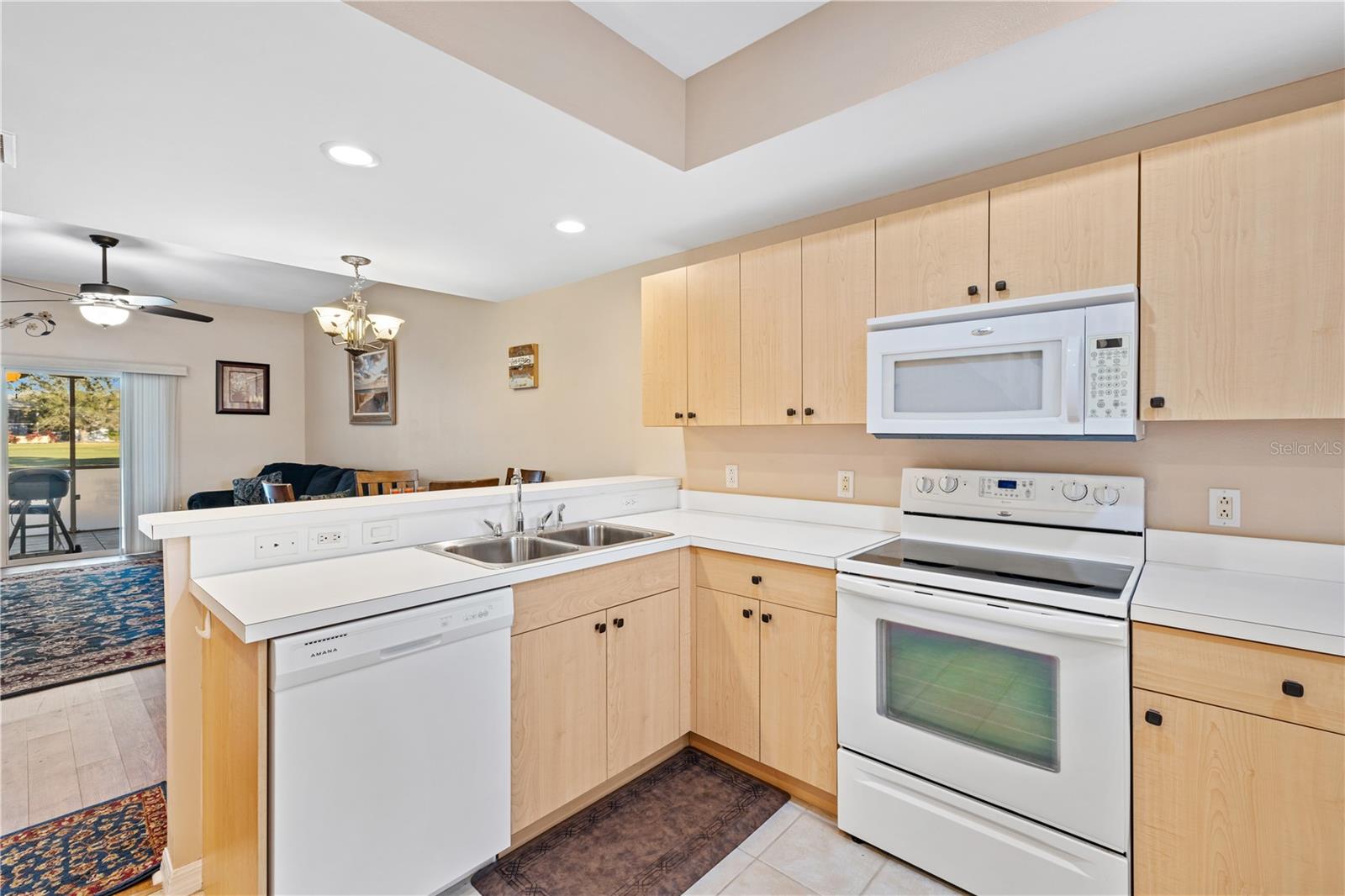 Image 7 of 36 For 1216 Rio De Janeiro Avenue 312