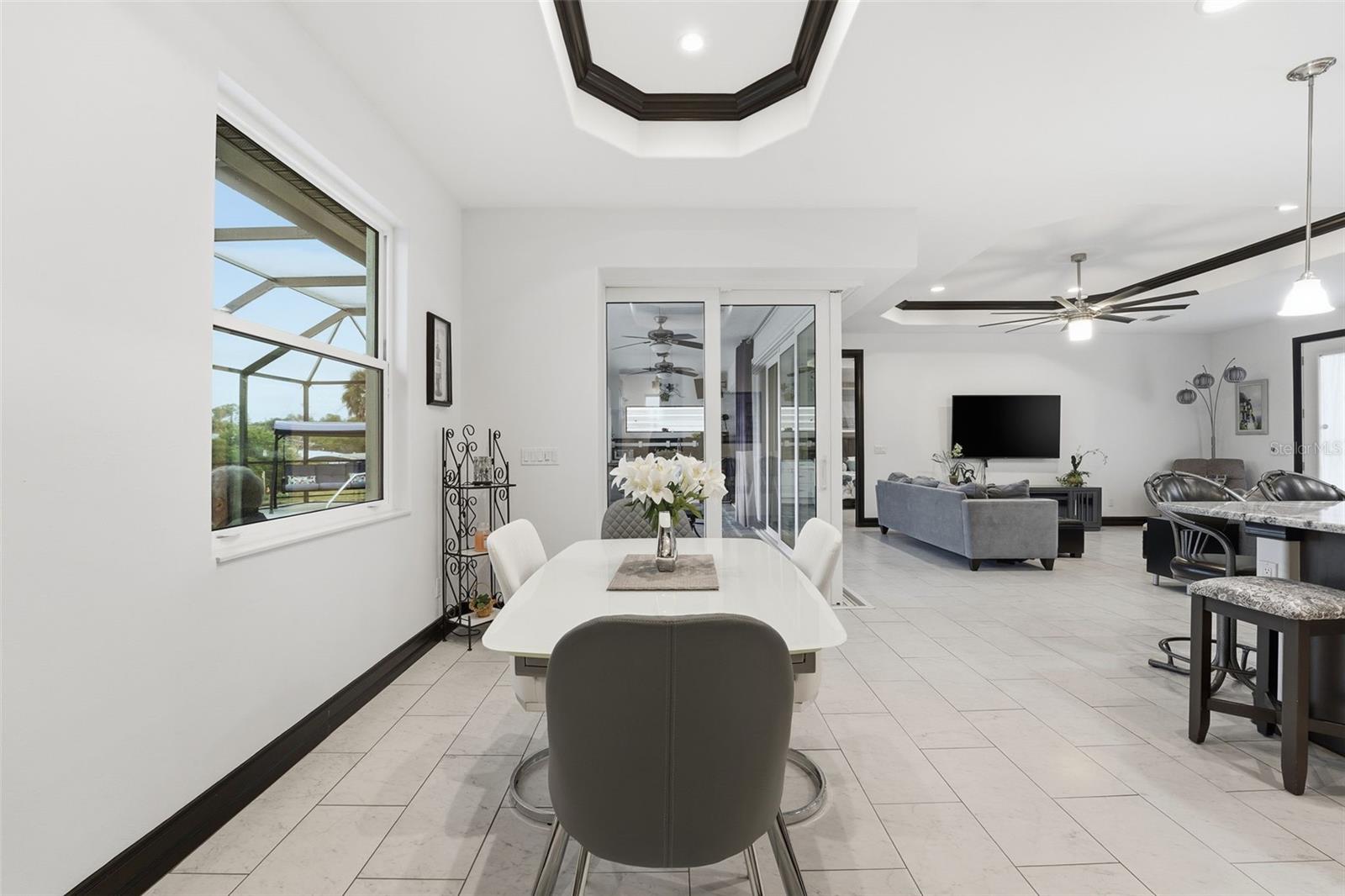 Listing photo id 16 for 200 Eppinger Drive