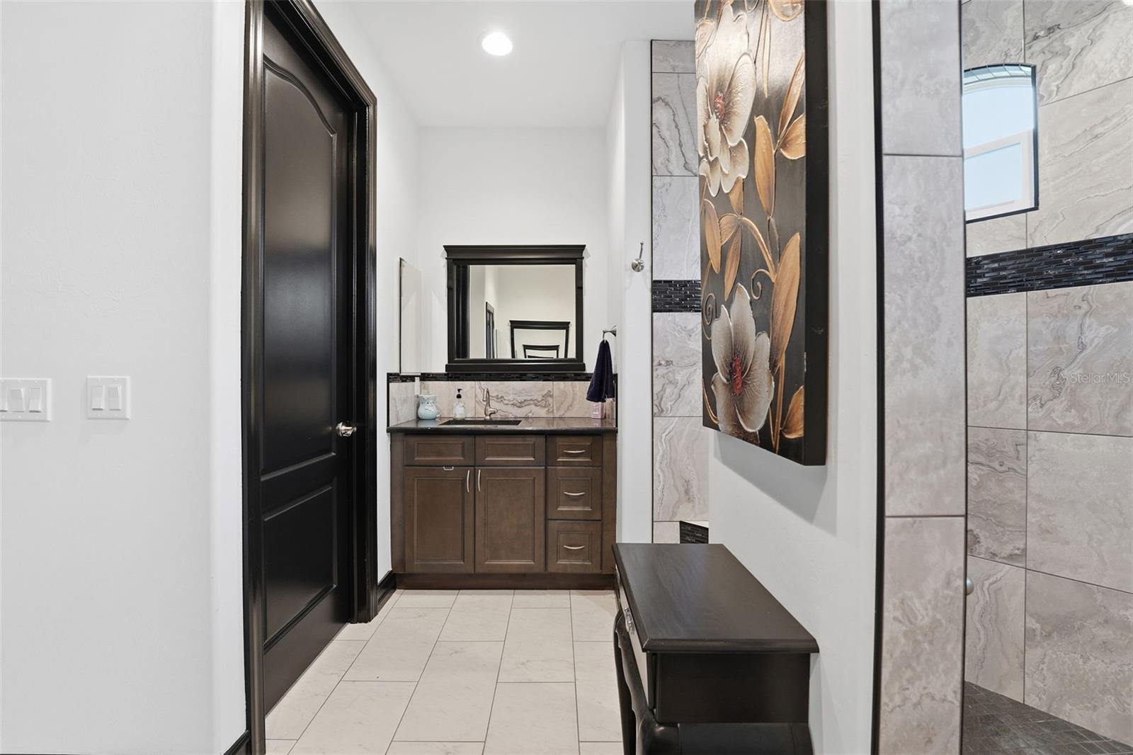 Listing photo id 22 for 200 Eppinger Drive