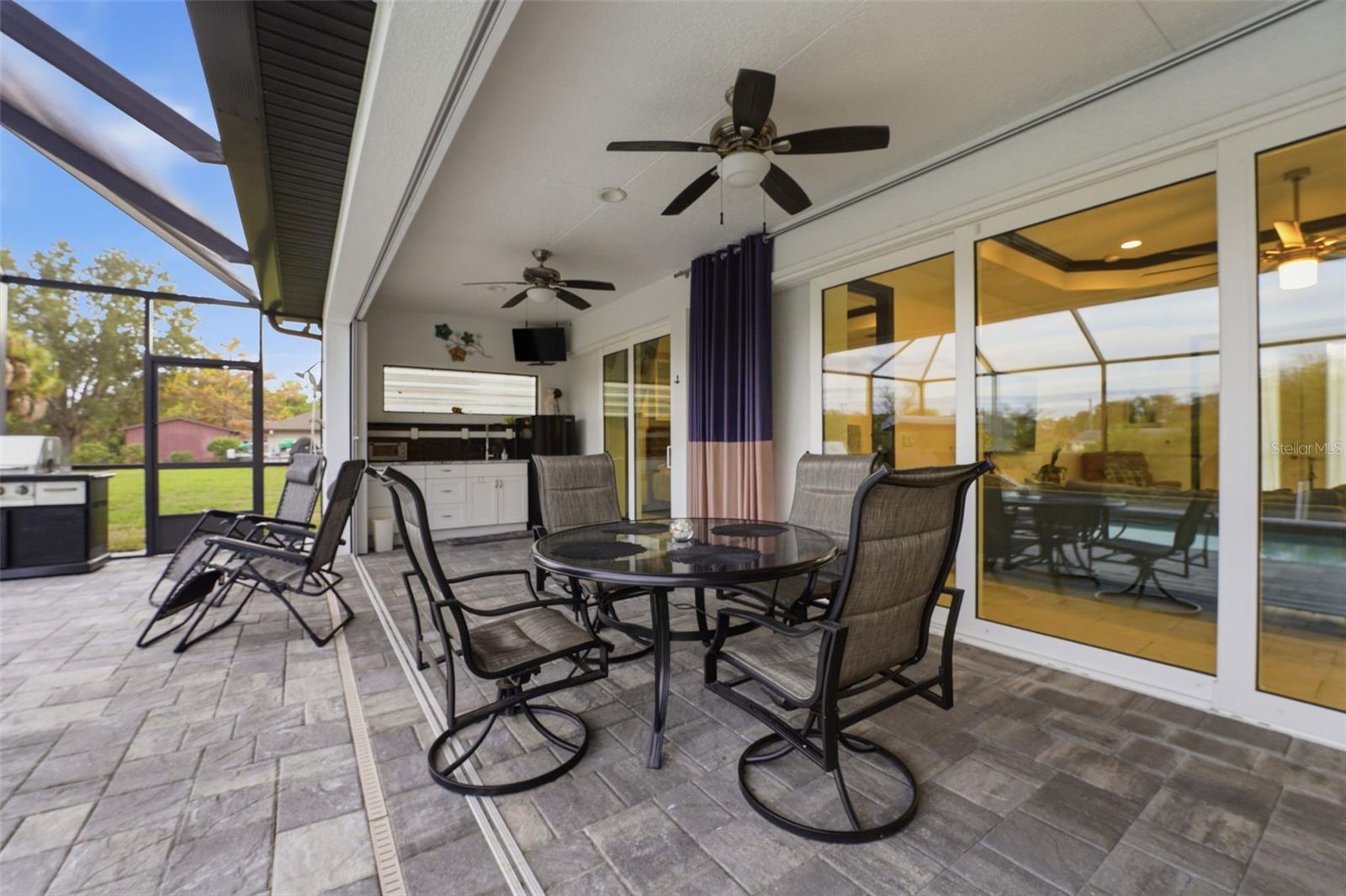 Listing photo id 31 for 200 Eppinger Drive