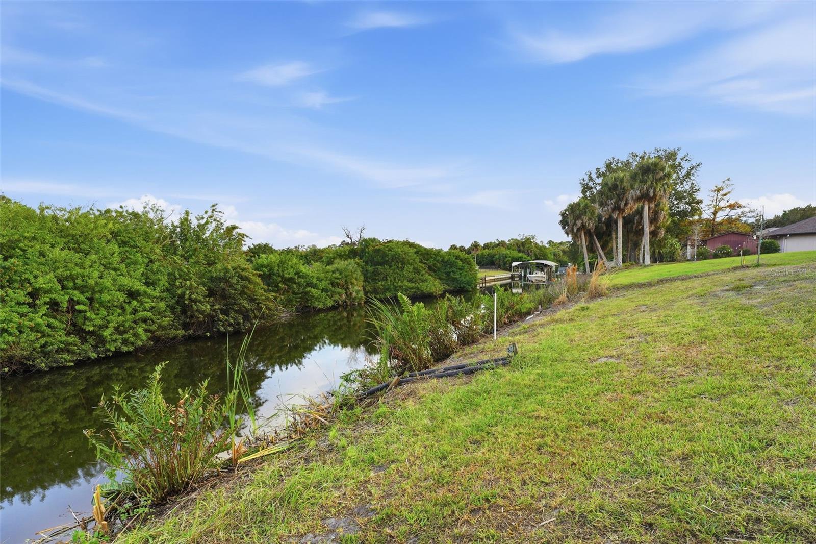 Listing photo id 43 for 200 Eppinger Drive