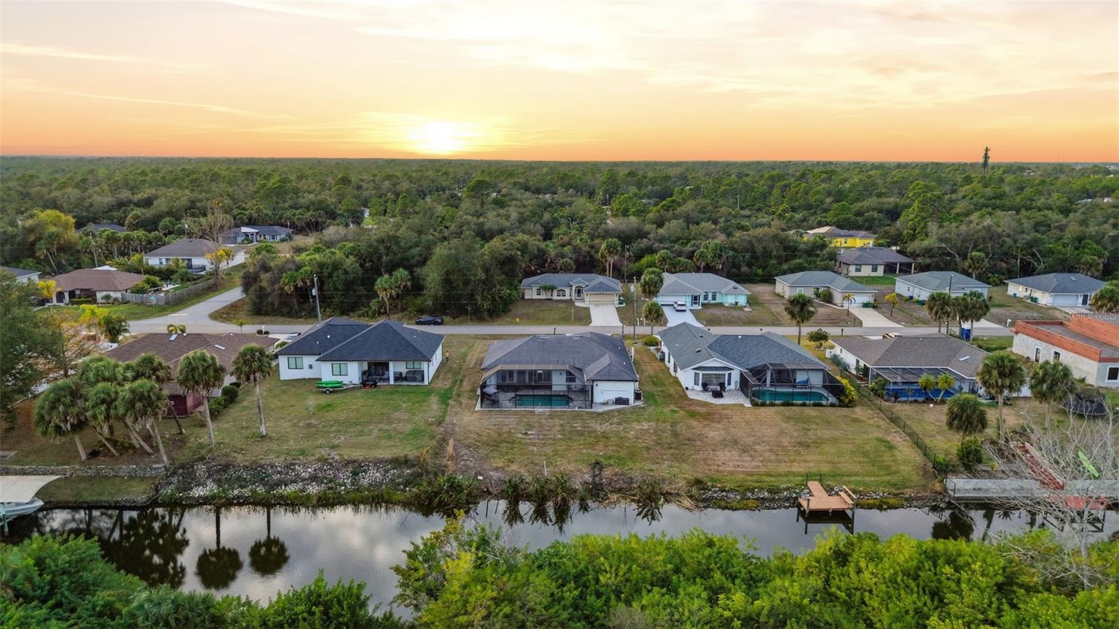 Listing photo id 46 for 200 Eppinger Drive