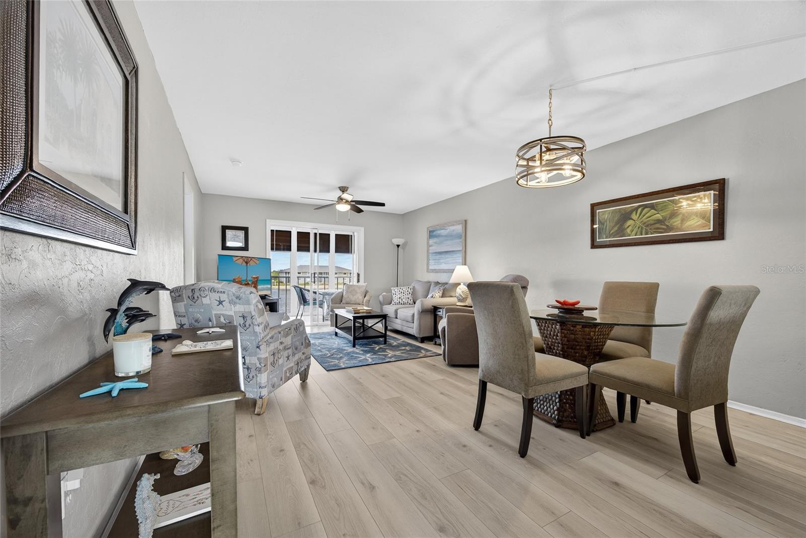 Image 10 of 41 For 3310 Loveland Boulevard 405