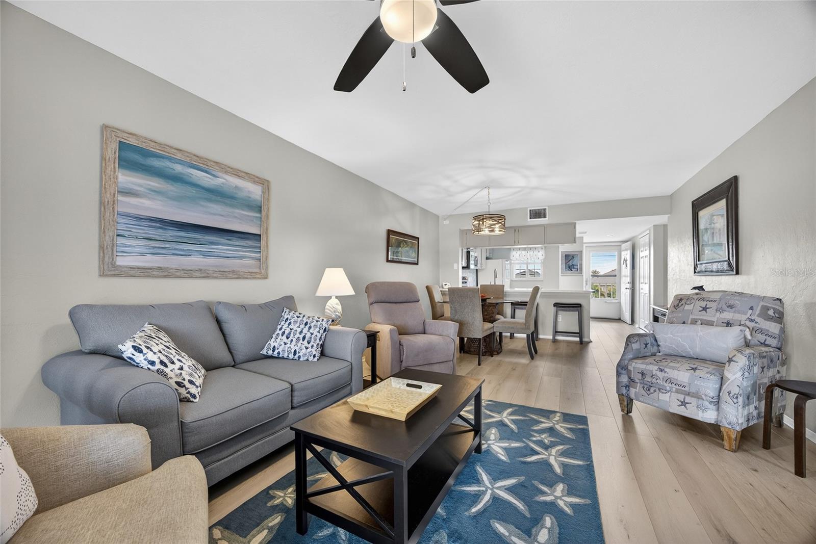 Image 15 of 41 For 3310 Loveland Boulevard 405