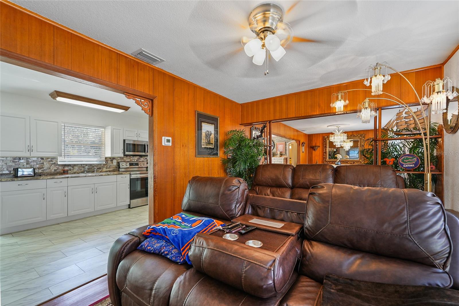 Image 11 of 33 For 15 Yulee Avenue