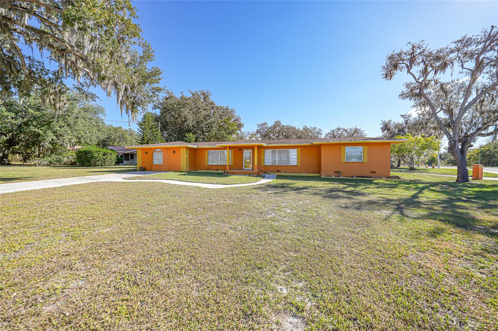 Image 27 of 33 For 15 Yulee Avenue