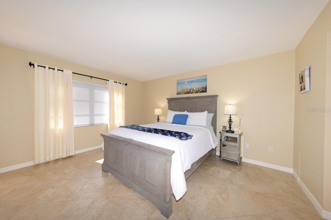 Image 24 of 36 For 175 Kings Highway A7