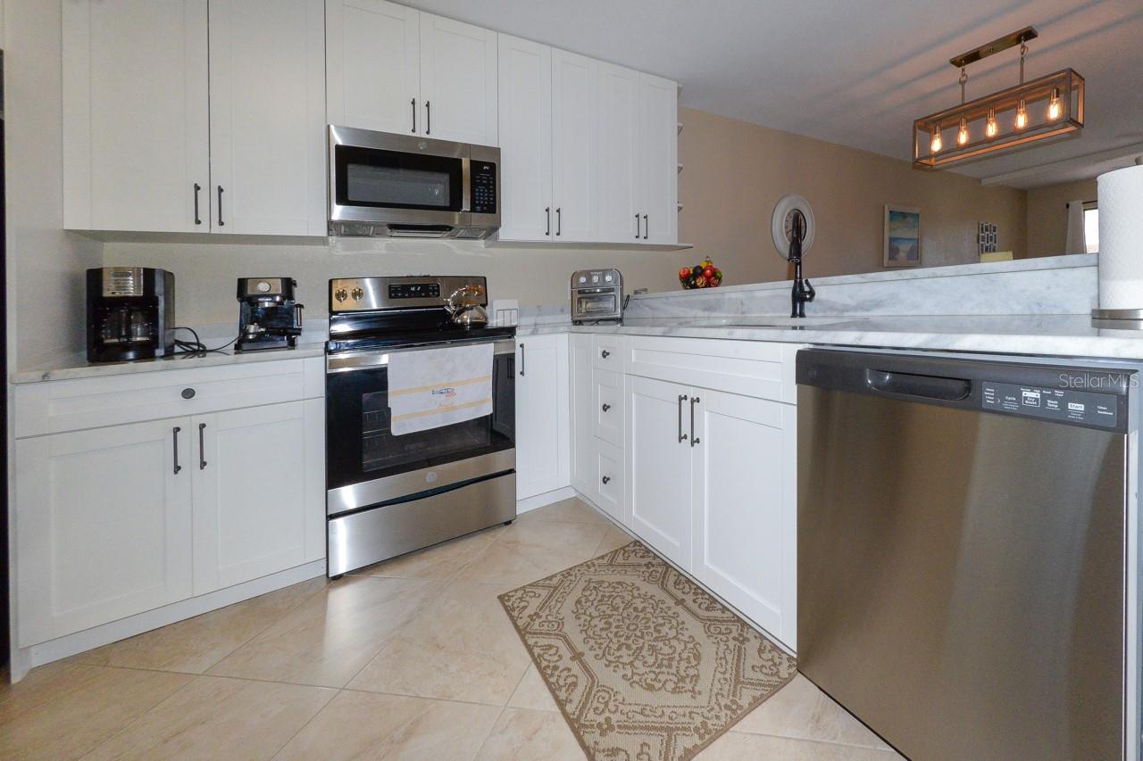 Image 9 of 36 For 175 Kings Highway A7