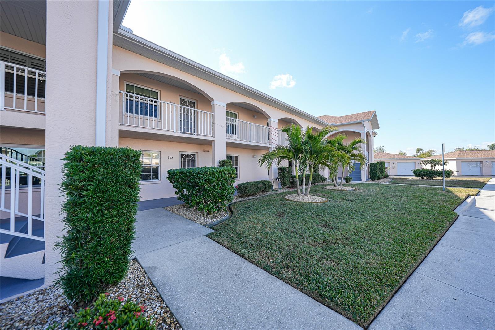 Image 5 of 32 For 12144 Egret Circle 302