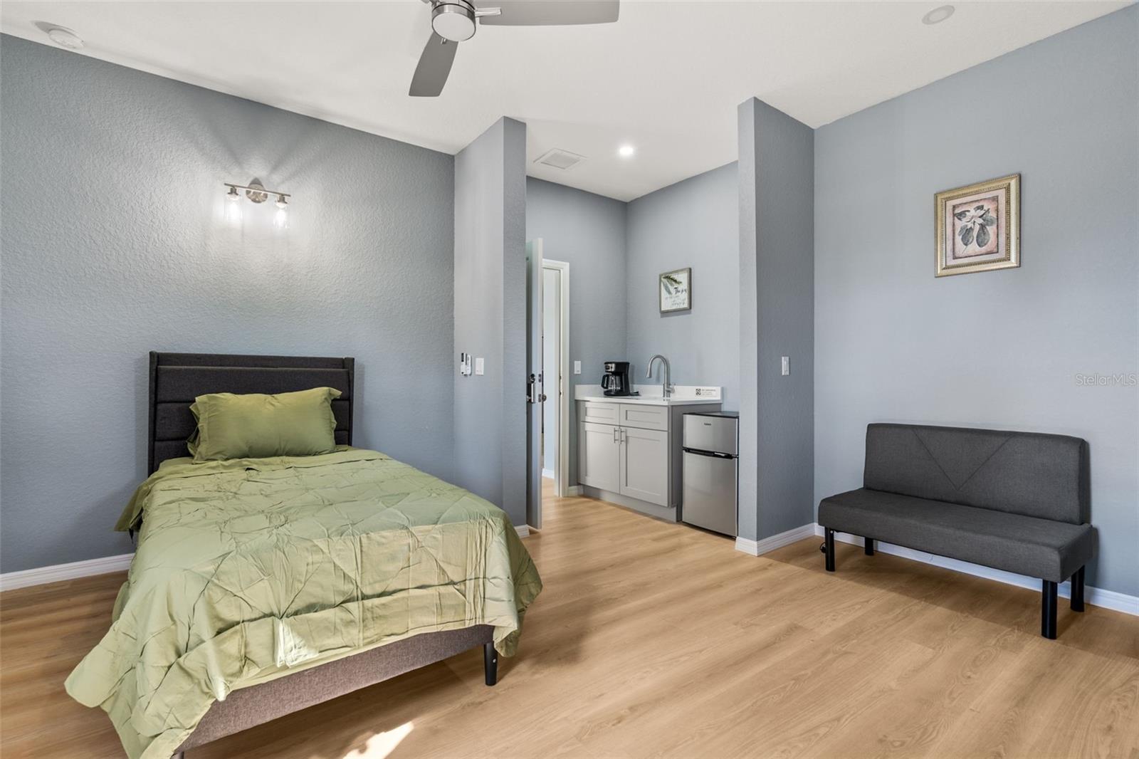 Image 12 of 24 For 5479 Biscayne Drive